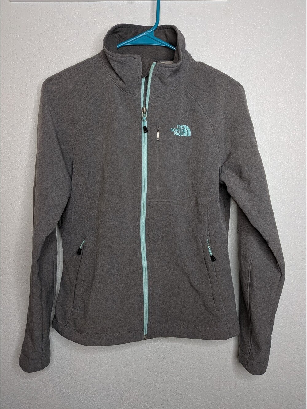 The North Face Womenโs Gray Fleece Full Zip Jacket Aqua Blue Size Small